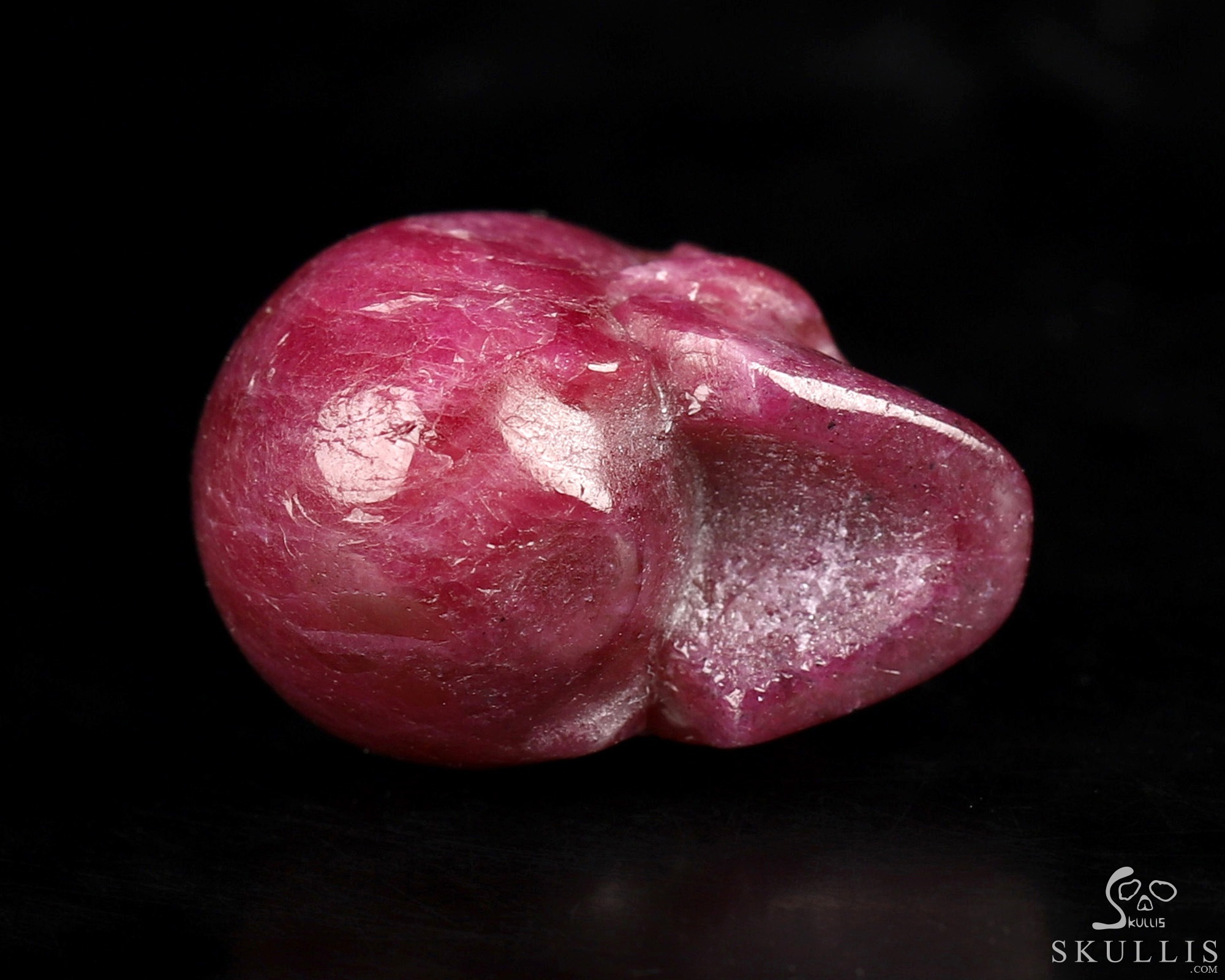 0.6" Ruby Hand Carved Crystal Skull, Realistic, Crystal Healing 0.6" Ruby Hand Carved Crystal Skull, Realistic, Crystal Healing