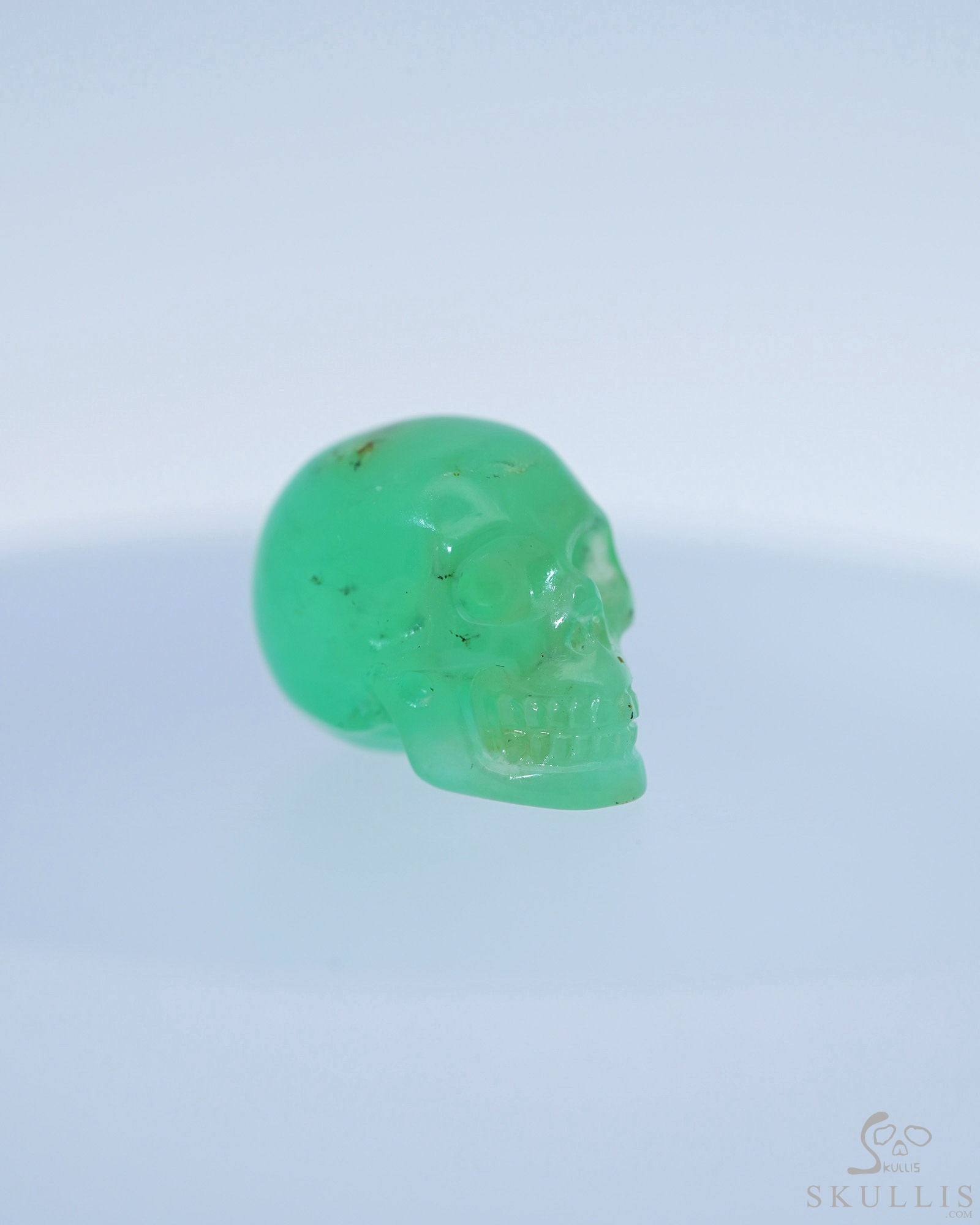 0.5" Chrysoprase Hand Carved Crystal Skull, Realistic, Crystal Healing 0.5" Chrysoprase Hand Carved Crystal Skull, Realistic, Crystal Healing