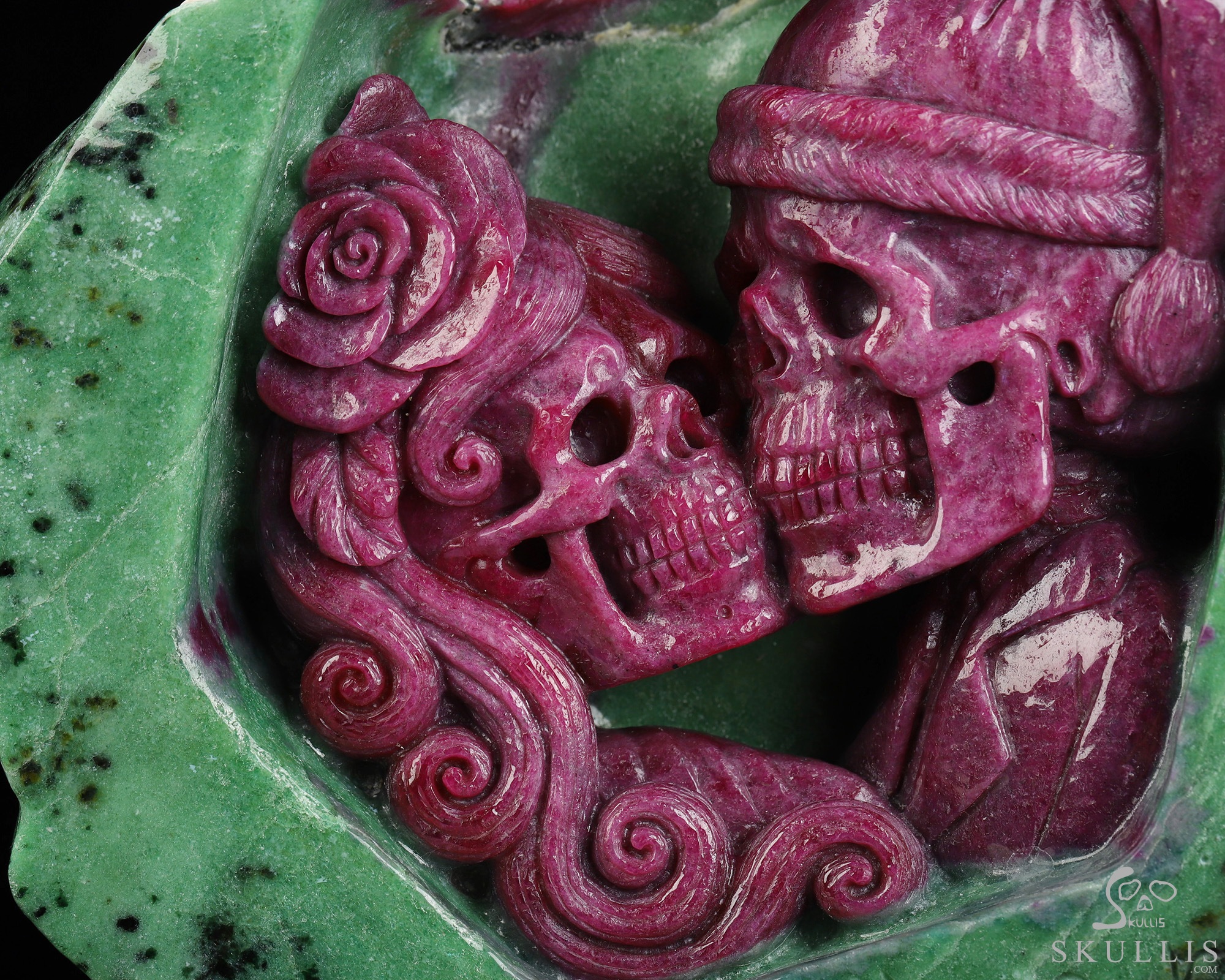 Ruby Amour Xmas! 8.3" Ruby Zoisite Hand Carved Crystal Skull Fine Art Sculpture, Crystal Healing Ruby Amour Xmas! 8.3" Ruby Zoisite Hand Carved Crystal Skull Fine Art Sculpture, Crystal Healing