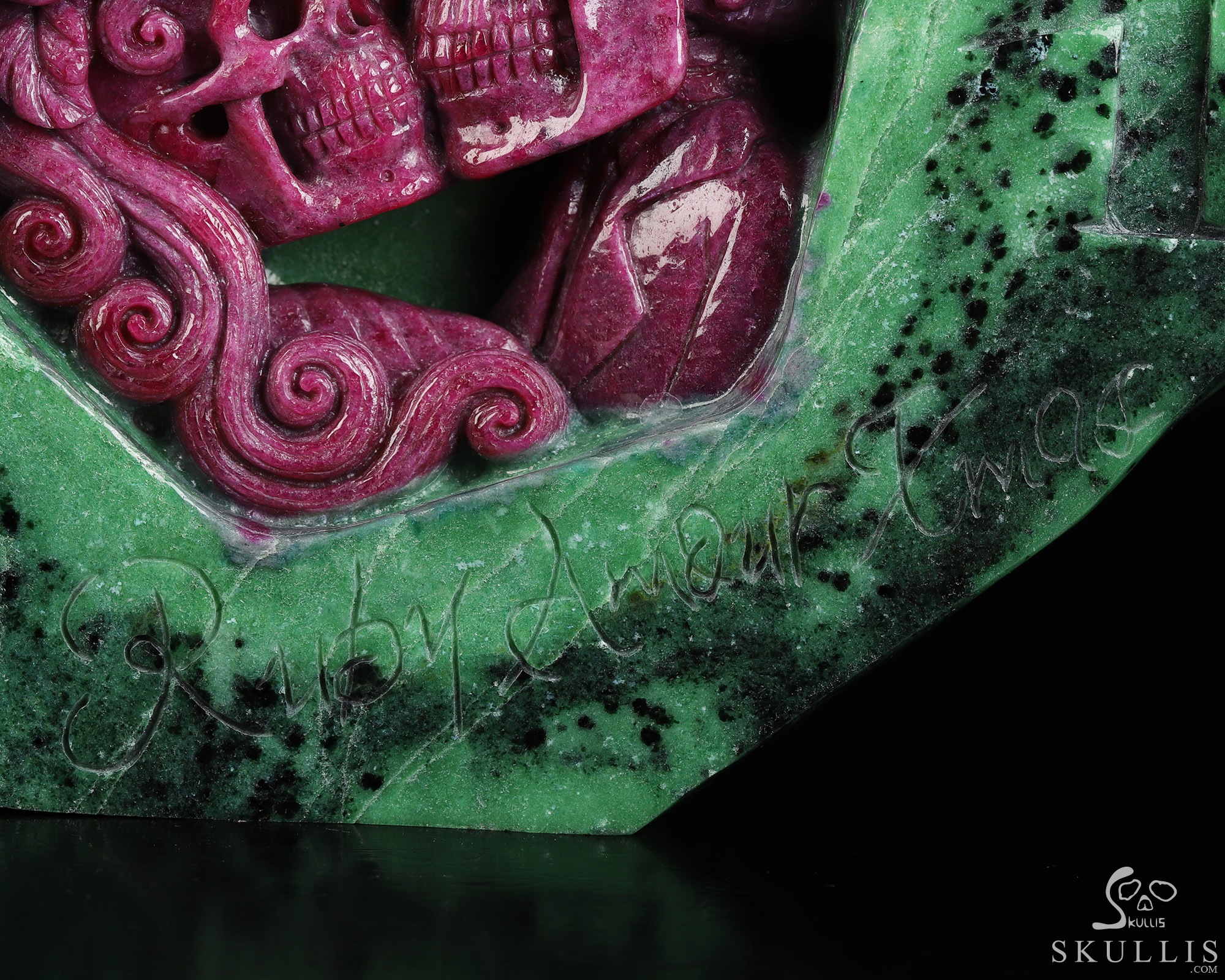 Ruby Amour Xmas! 8.3" Ruby Zoisite Hand Carved Crystal Skull Fine Art Sculpture, Crystal Healing Ruby Amour Xmas! 8.3" Ruby Zoisite Hand Carved Crystal Skull Fine Art Sculpture, Crystal Healing