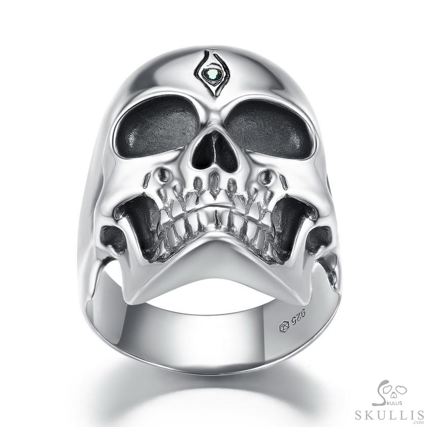 925 Sterling Silver Carved Crystal Skull with Tsavorite Eyes Ring, Skull Jewelry 925 Sterling Silver Carved Crystal Skull with Tsavorite Eyes Ring, Skull Jewelry
