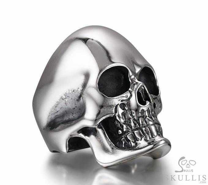 The Master - Oxidized & 925 Sterling Silver Skull Ring The Master - Oxidized & 925 Sterling Silver Skull Ring