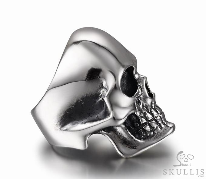 The Master - Oxidized & 925 Sterling Silver Skull Ring The Master - Oxidized & 925 Sterling Silver Skull Ring