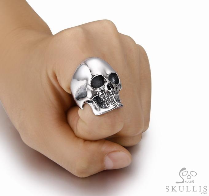 The Master - Oxidized & 925 Sterling Silver Skull Ring The Master - Oxidized & 925 Sterling Silver Skull Ring