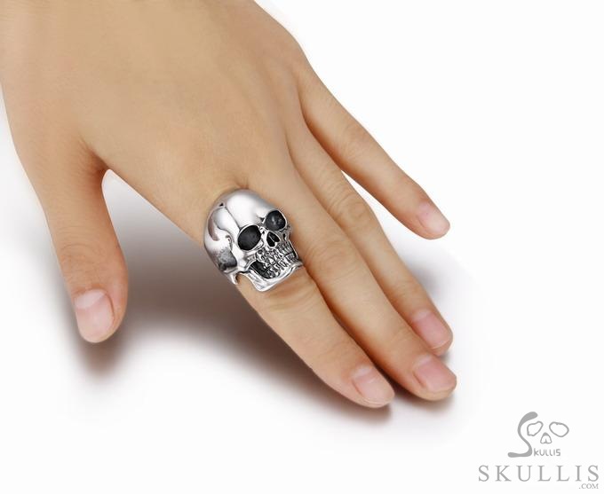 The Master - Oxidized & 925 Sterling Silver Skull Ring The Master - Oxidized & 925 Sterling Silver Skull Ring