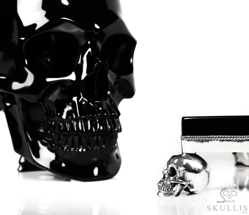 Amazing Quartz Druse & Black Obsidian Carved Crystal Skull Sculpture & 925 Sterling Silver Skulls Stand Amazing Quartz Druse & Black Obsidian Carved Crystal Skull Sculpture & 925 Sterling Silver Skulls Stand