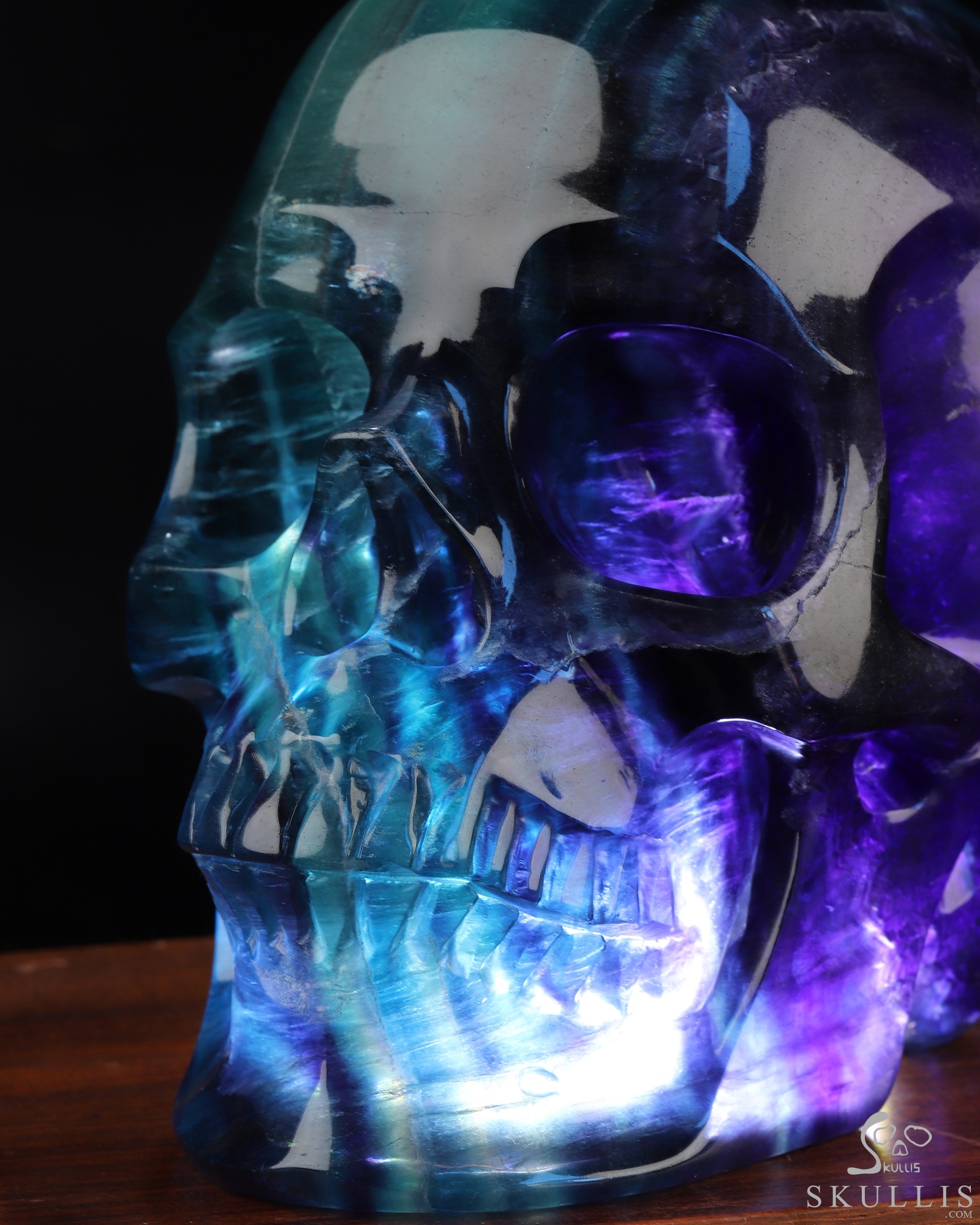 Skullis Fluorit Totenkopf – Handgeschnitzte Edelstein-Skulptur, 12,7 Cm, Für Meditation & Deko