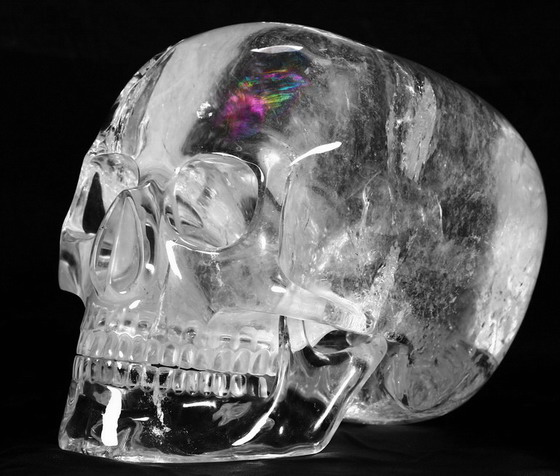 mitchell-hedges-crystal-skull-replicas-1805598.jpg