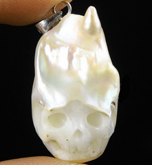 1.0" Pearl Carved Crystal Skull Pendant, Realistic
