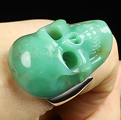 GEMSTONE Ring Inside Diameter10(20 mm) Chrysoprase & 925 Sterling Silver Carved Crystal Skull Ring, Crystal Healing