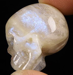GEMSTONE 1.2" Moonstone Carved Crystal Skull,Realistic, Crystal Healing