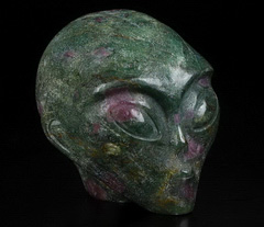 GEMSTONE 1.6" Ruby Fuchsite Star Being Female Alien Crystal Skull Companion, Reiki Healing Stone Statue
