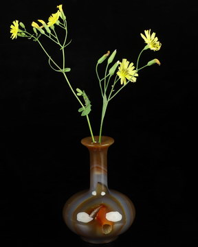 2.9" Premium Brazilian Agate Hand Carved Crystal Vase Sculpture, Crystal Healing