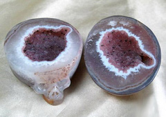 INTERESTING Amethyst Geode Agate & Chalcedony Carved Crystal Treasure bowl Skull