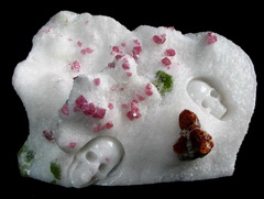Gemstone, 2.6LB Spinel & Ruby Mineral Specimen Carved Crystal Skulls Sculpture