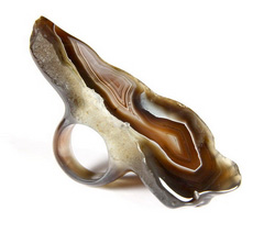 Fine Gemstone Size 7 1/2, Mozambique Agate Carved Crystal Skull Ring #4805522