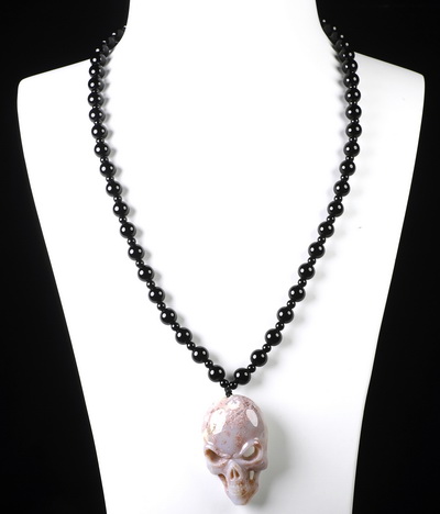 Inside Diameter(380 mm) Agate Carved Crystal Skull Pendant, Crystal Healing