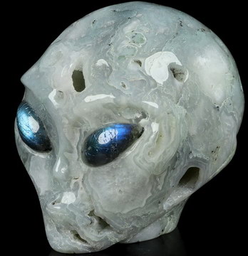 4.2" Green Moss Agate CarvedCrystal Skull Companion with Labradorite Eyes， Star Being Female Alien Reiki Healing Stone Statue