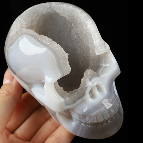 3.9" Agate Geode Hand Carved Crystal Skull, Realistic, Crystal Healing