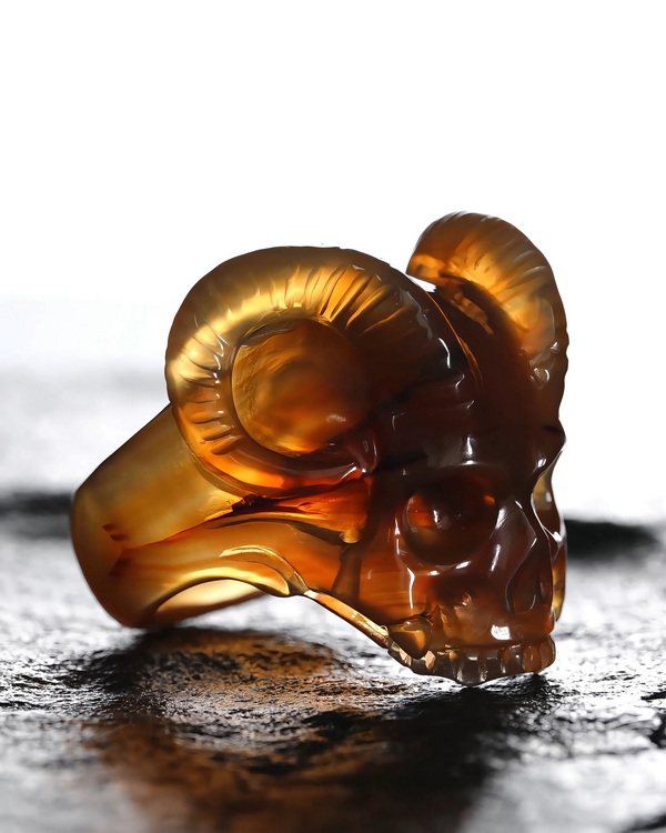 The Gentle Wild - US Size 9.5# Agate Hand Carved Crystal Skull Ring, Skull Jewelry