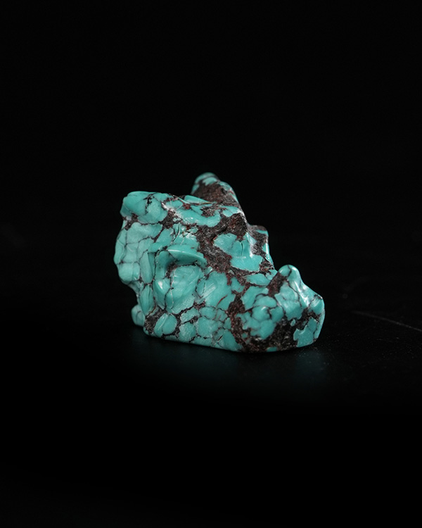 Gemstone 0.6" Turquoise Hand Carved Crystal Dragon Skull Sculpture, Crystal Healing