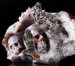 July 28, 2014 ACSAD (A Crystal Skull a Day) - Wall Dive - Agate Geode Carved Crystal Skull Sculpture