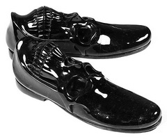 Unique Design Black Obsidian Carved Crystal Skull Shoes Sculpture